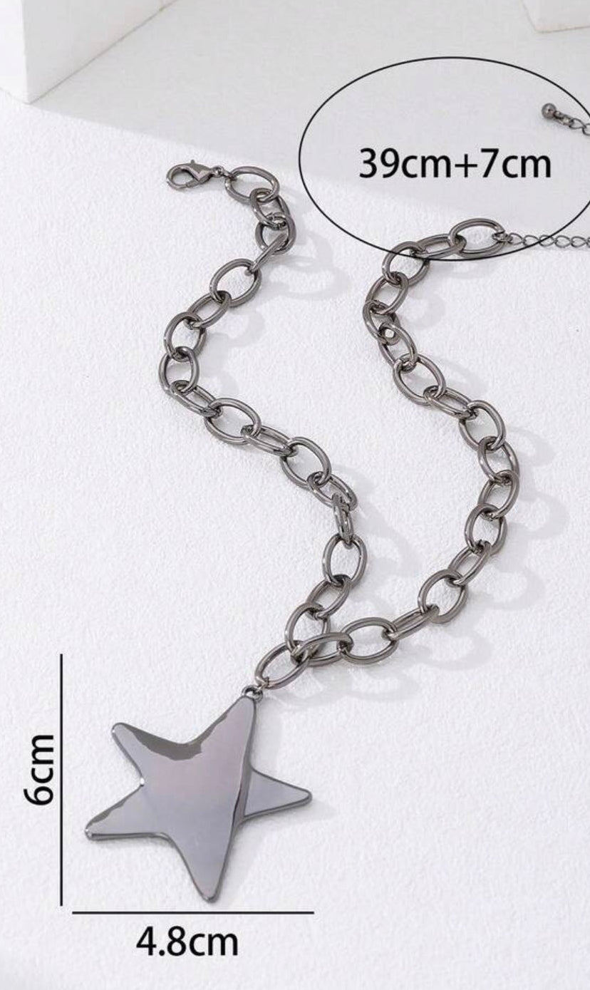 Large Star Chunky Necklace