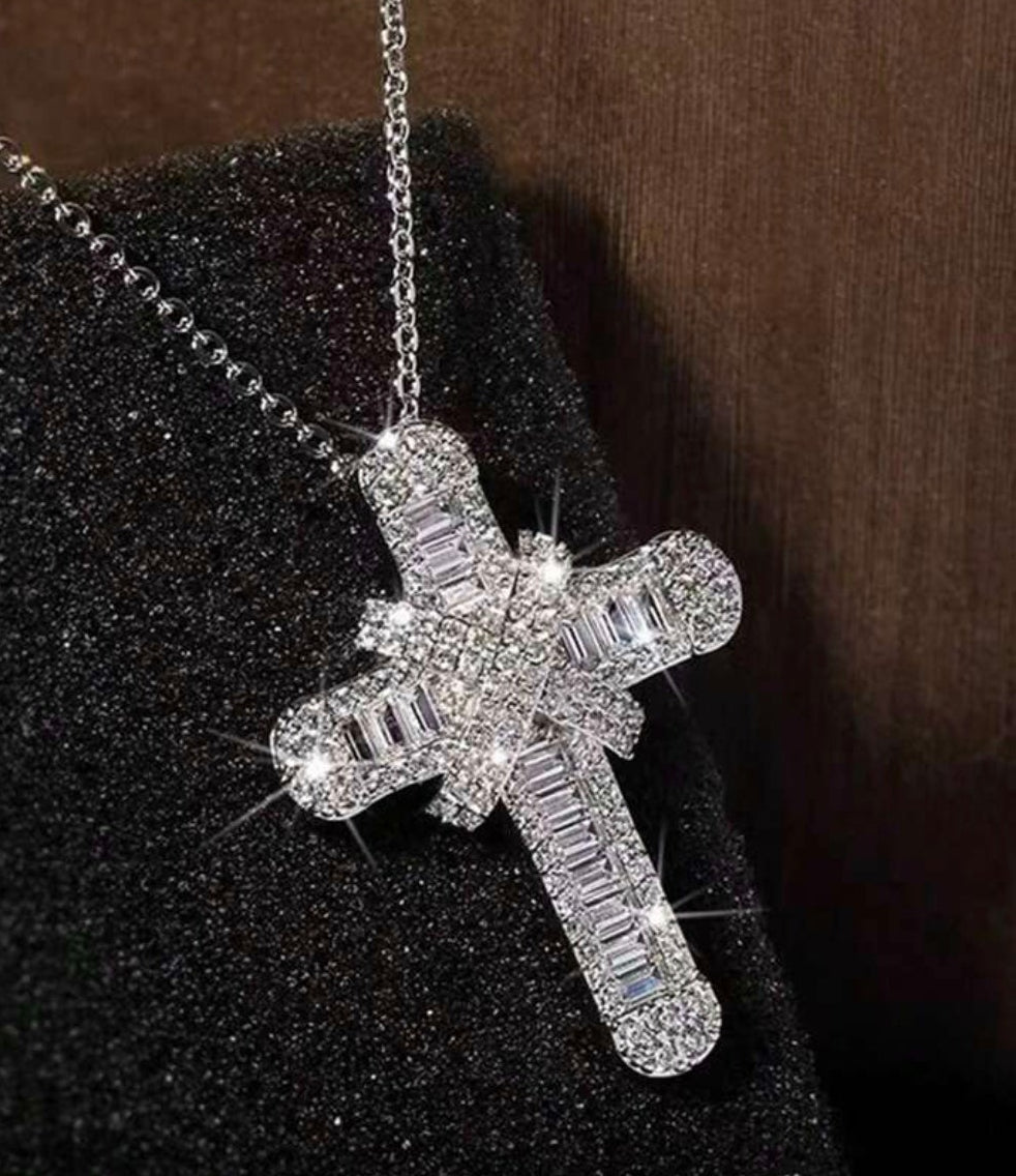 Dainty Cross Necklace