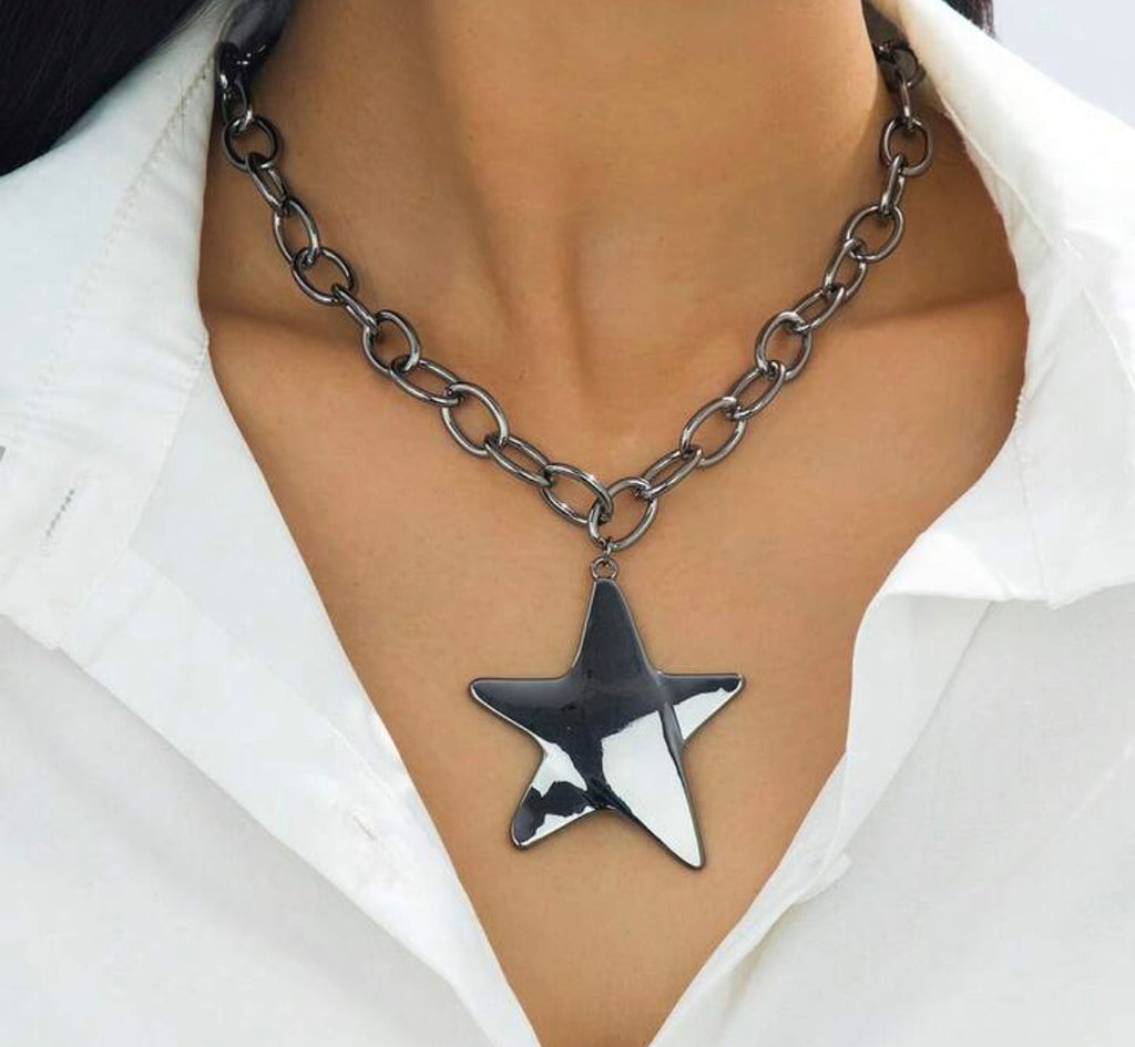 Large Star Chunky Necklace