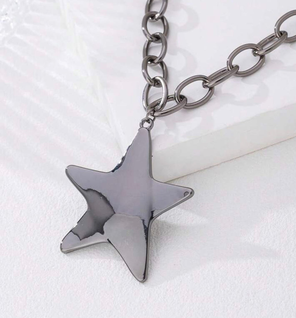 Large Star Chunky Necklace