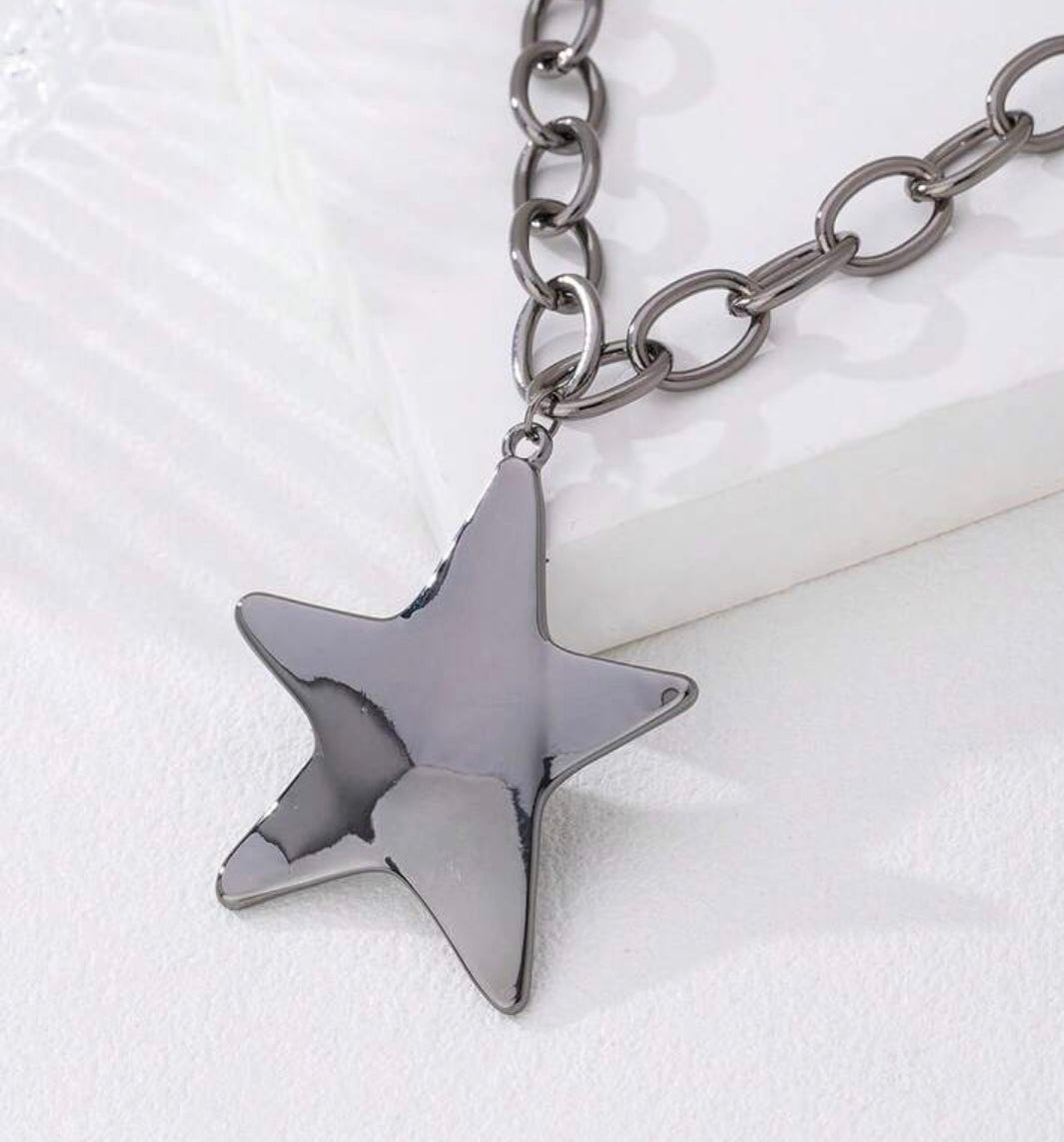 Large Star Chunky Necklace